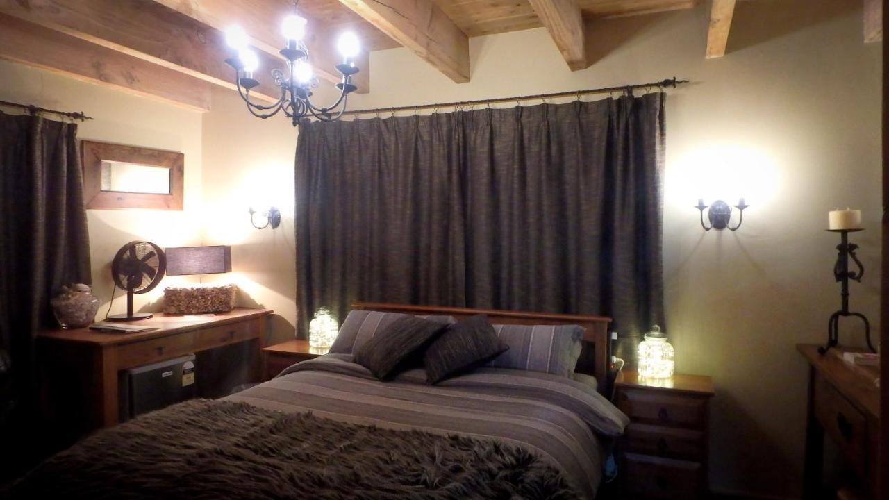 Tree House Lodge Bed & Breakfast Cheviot Exterior foto
